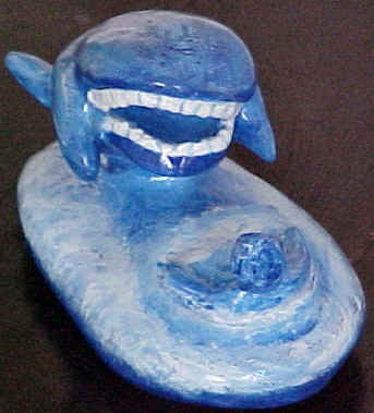 Com a Baleia- Escultura por Vernica M. Mapurunga de  Miranda/2001